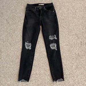 Levi’s Ripped Jeans